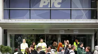 Sırbistan'da Öğrencilerden İktidar Karşıtı Protesto