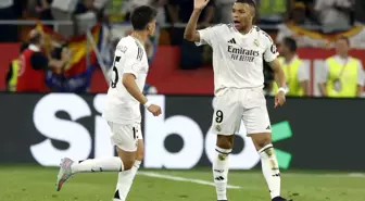 Barcelona, Kral Kupası Finalinde Real Madrid'i Geçti