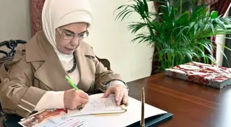 Emine Erdoğan, Türk Kızılay'a Kurban Vekaletini Bağışladı