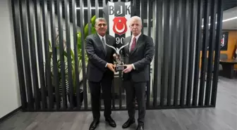 Beşiktaş Başkanı Serdal Adalı, İstanbul Valisi Davut Gül'ü Ağırladı