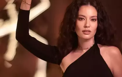 Pelin Akil, kolunu ısıran keneyi kendisi çıkardı! Hastanelik oldu